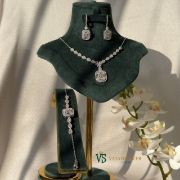 تصویر  سرویس نقره زنانه کد SZE100